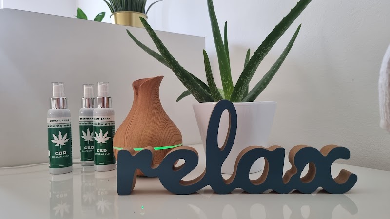 Attraversiamo Massage Room