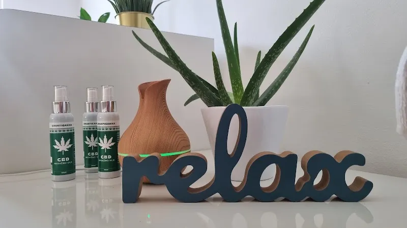 Attraversiamo Massage Room