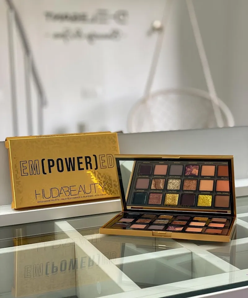 D-Elegant Beauty & Spa