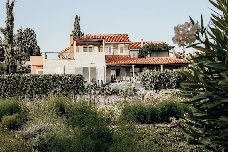Fige Yoga Retreat — photo 3