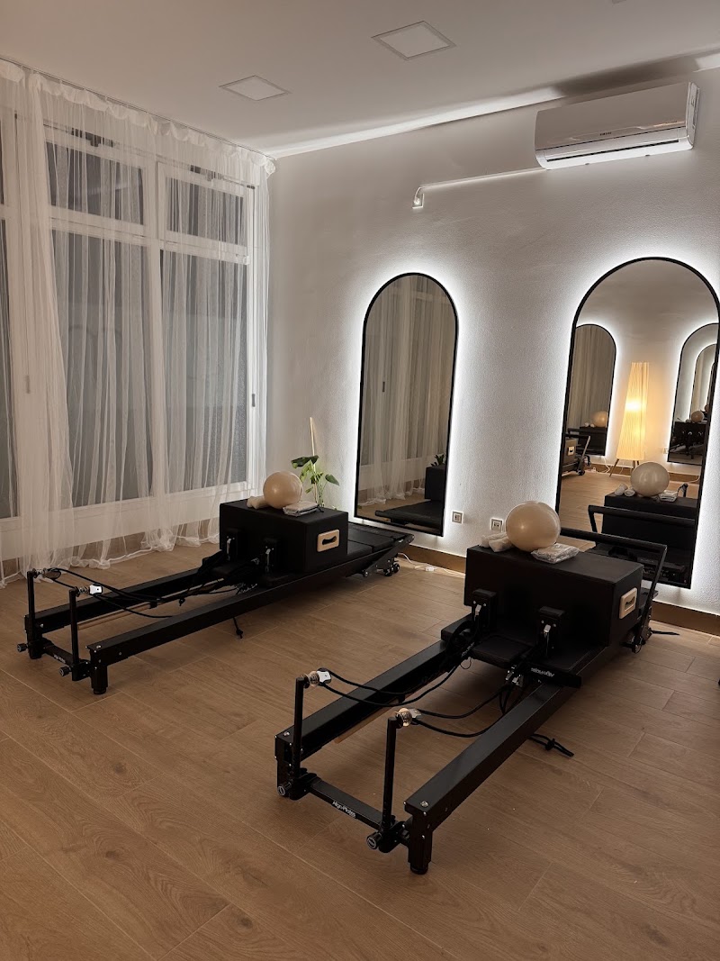 MOVE Reformer Pilates Studio — photo 2