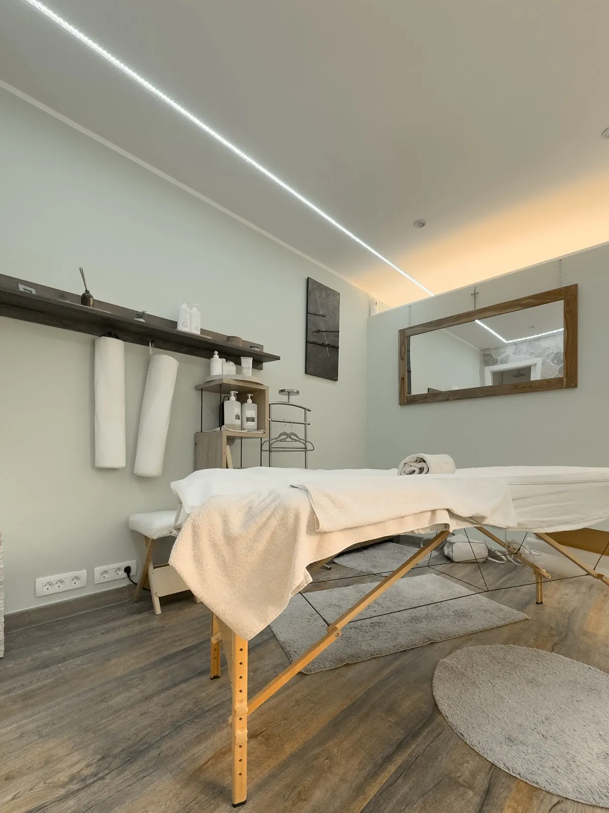 Rapha-Studio massage