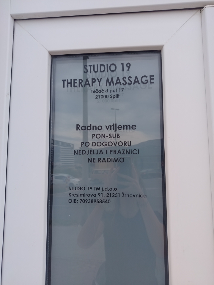 Studio 19 therapy massage — photo 3