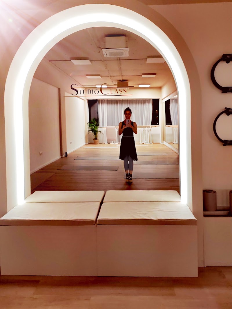 Studio Class — photo 3