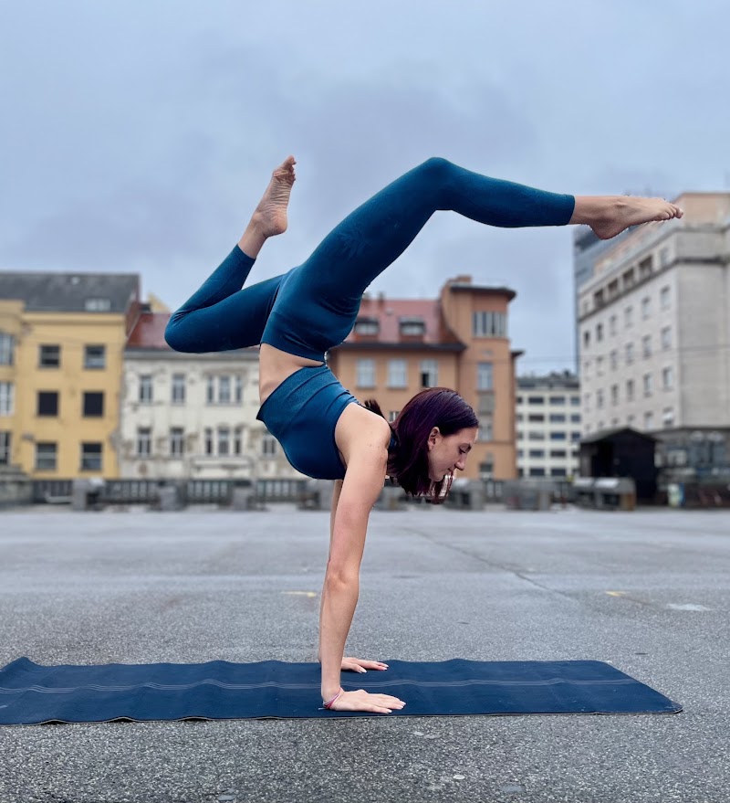 Venus hot yoga