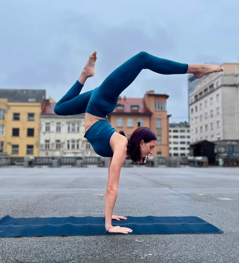 Venus hot yoga