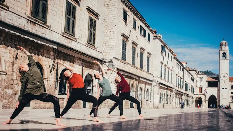 We DU Yoga