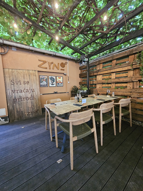 Zrno Bio Bistro — photo 3